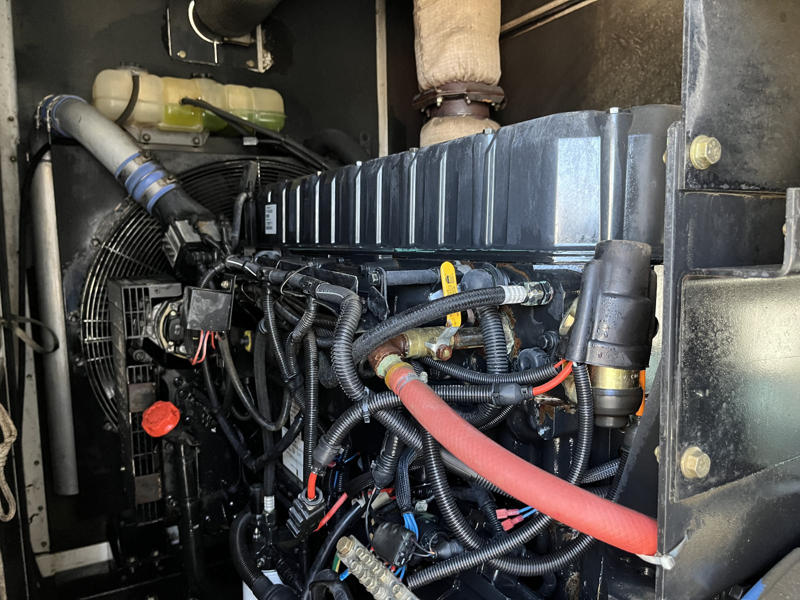 ./imagenes/INVOICE/2019/18067/SDMO R460IV (14).JPG